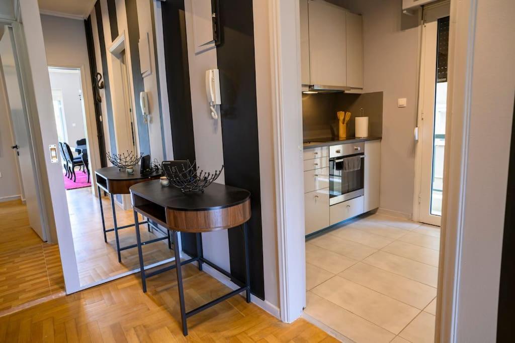 Seaview Orchid 2 Bed Elegance Apartment Athens Exterior photo